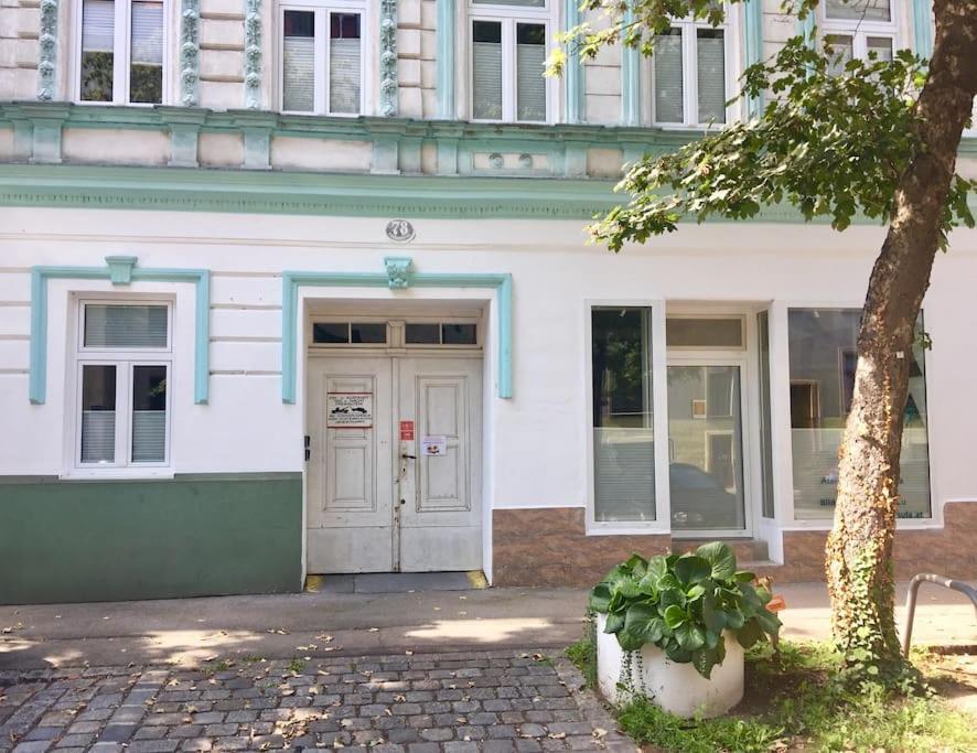 Danube Art Apartments Виена Екстериор снимка